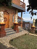 Meme Surung Homestay