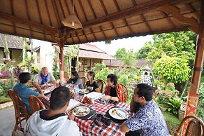 Meme Surung Homestay