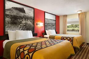 Super 8 by Wyndham Corsicana