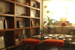 Art Suites & Gallery