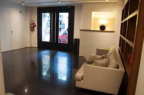 Art Suites & Gallery