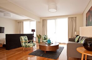 Art Suites & Gallery