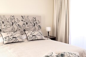 Art Suites & Gallery