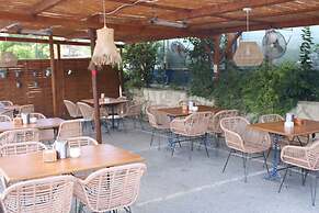 Hotel Jakue
