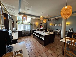 Hotel Jakue
