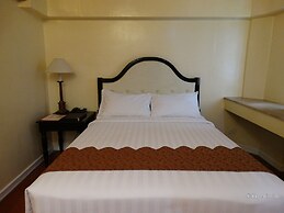 White Knight Hotel Intramuros