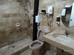 White Knight Hotel Intramuros