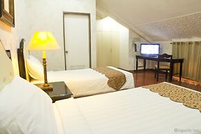 White Knight Hotel Intramuros