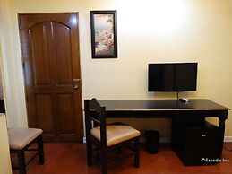 White Knight Hotel Intramuros