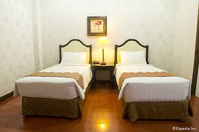 White Knight Hotel Intramuros