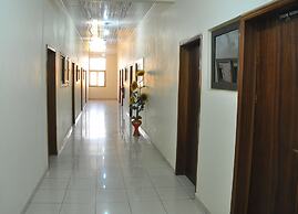 Oscarpak Royal Hotel