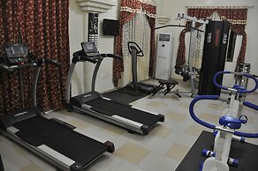 Oscarpak Royal Hotel