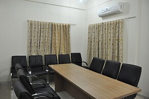 Oscarpak Royal Hotel