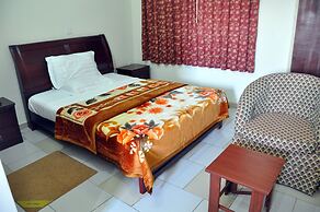 Oscarpak Royal Hotel