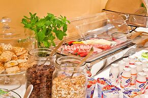 Platinum Apartments Aparthotel