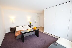 Platinum Apartments Aparthotel