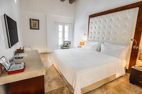 GHL Collection Armería Real Hotel