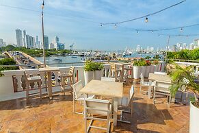 GHL Collection Armería Real Hotel