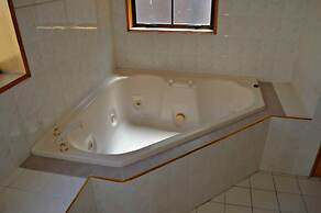 Southern Comfort Motel