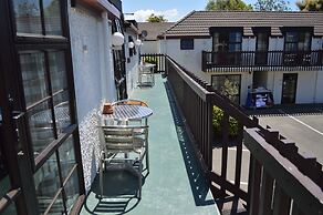 Southern Comfort Motel