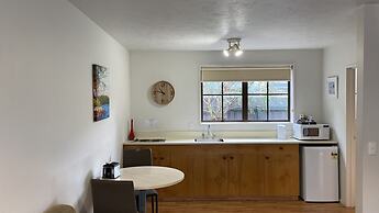 Southern Comfort Motel