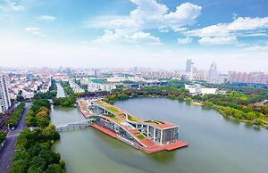 Crowne Plaza Shanghai Xiayang Lake by IHG