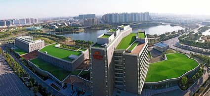 Crowne Plaza Shanghai Xiayang Lake by IHG