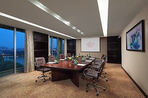 Crowne Plaza Shanghai Xiayang Lake by IHG