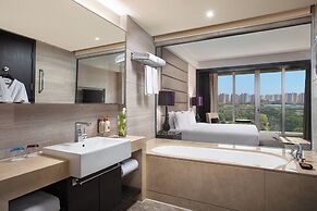 Crowne Plaza Shanghai Xiayang Lake by IHG