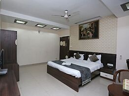 Hotel Rushabh Home