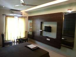 Hotel Rushabh Home