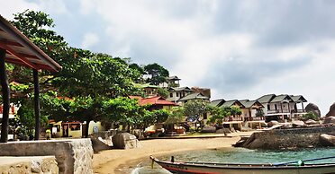 Family Tanote Bay Resort