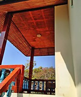 Family Tanote Bay Resort