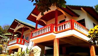 Family Tanote Bay Resort