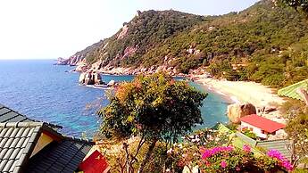 Family Tanote Bay Resort