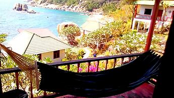 Family Tanote Bay Resort