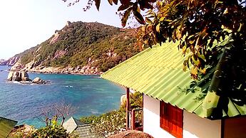 Family Tanote Bay Resort