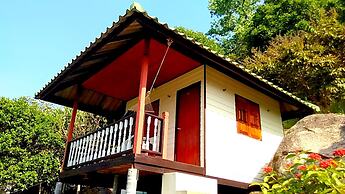 Family Tanote Bay Resort