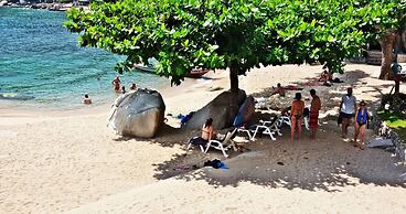 Family Tanote Bay Resort