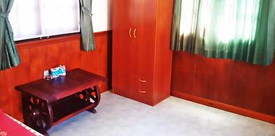 Family Tanote Bay Resort