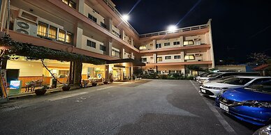Crown Hotel Okinawa