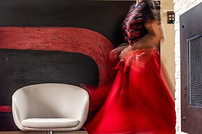 Corinda Contemporary