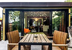 Corinda Contemporary