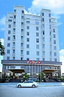 Golden Halong Hotel