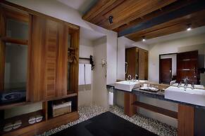 Aston Sunset Beach Resort Gili Trawangan Lombok