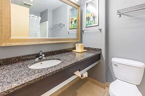 Quality Inn & Suites Victoriaville