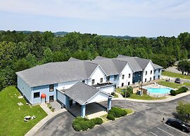 Grand Vista Hotel and Suites