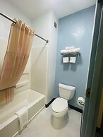 Grand Vista Hotel and Suites