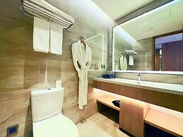 Holiday Inn Nantong Oasis Centre by IHG