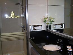 Washington Parquesol Suites & Hotel